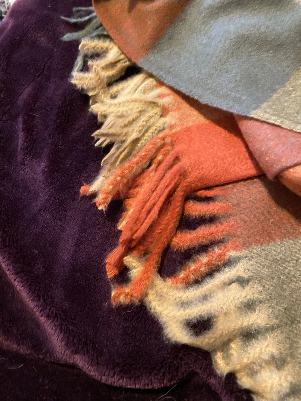 Colorblock Cashmere Blend Scarf in Olive & Rust